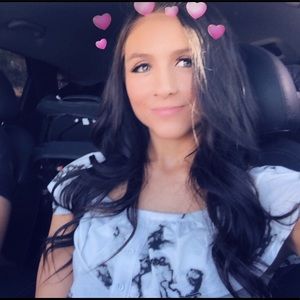 Meet your Posher, Mickelle